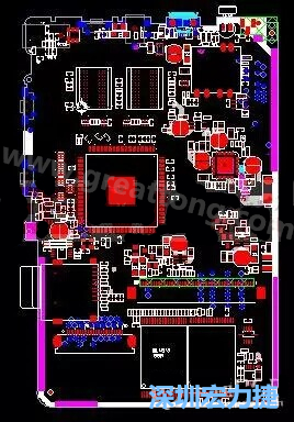 上圖是一個(gè)開發(fā)板的PCB，從布局中可以看出各個(gè)接口電路分離很明確，SDRAM和DDR以及SD卡接口電路等走線不會(huì)造成相互的干擾。-深圳宏力捷