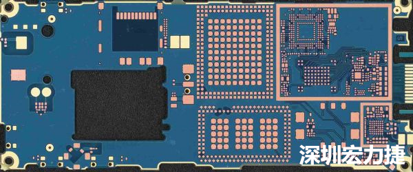 手機(jī)可用的PCB空間相當(dāng)小，而1片式的設(shè)計是節(jié)省成本的作法，如何做到區(qū)隔不同子系統(tǒng)、降低雜訊干擾，是設(shè)計關(guān)鍵。